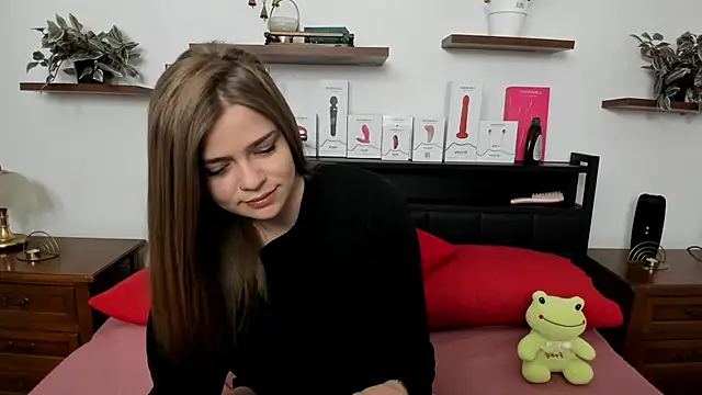 HaleyReedme online show from April 15, 2026, 7:26 am