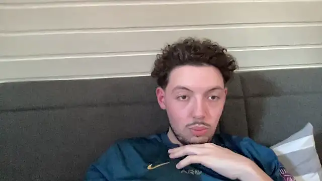 Sabo01 online show from March 18, 2025, 4:04 pm