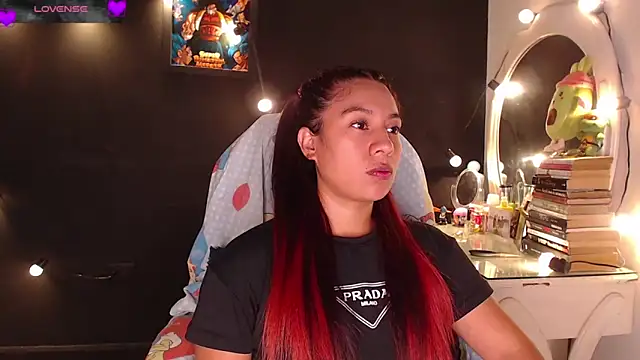 yes0225 online show from February 10, 2026, 2:43 pm