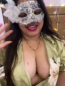 Catchybusty online show from June 15, 2026, 10:06 am