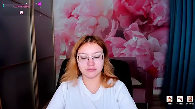 AngelinaLow online show from January 11, 2026, 6:29 am