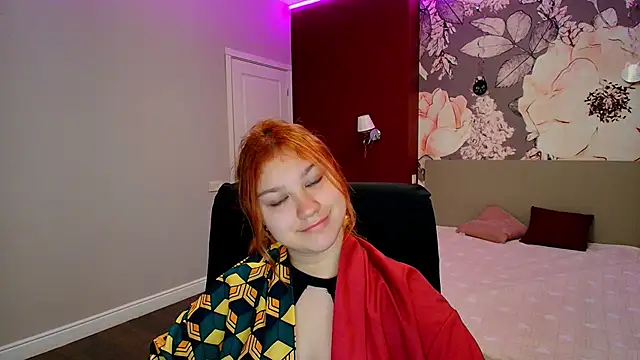 AngelinaLow online show from April 4, 2026, 5:27 am