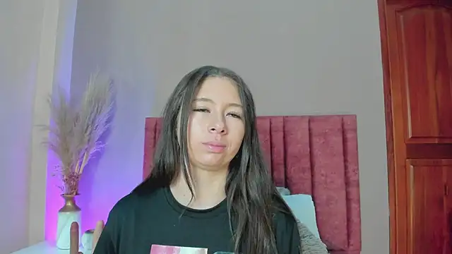 BeckyVidal online show from November 7, 2025, 12:21 am