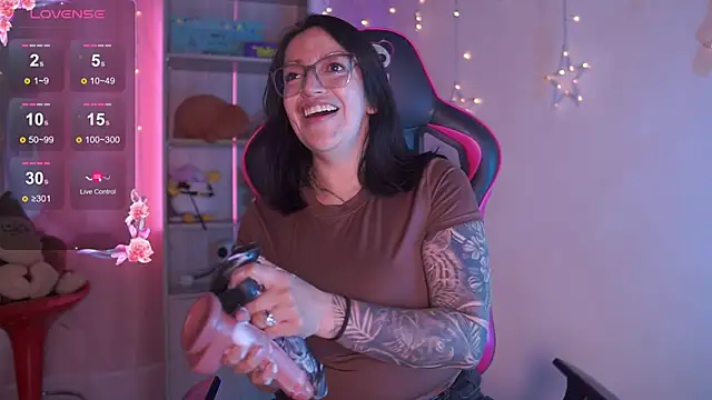 Madison Mayer online show from February 4, 2026, 12:33 pm