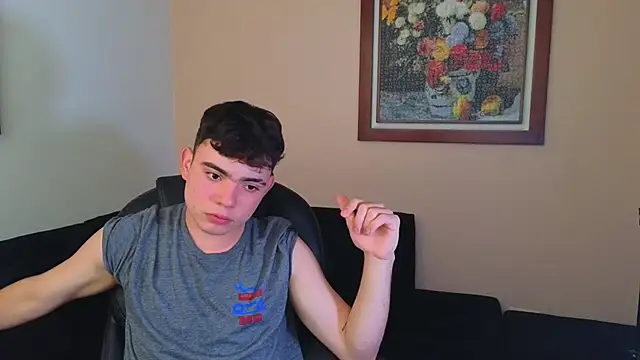 lukeboyce33 online show from September 19, 2025, 8:53 pm