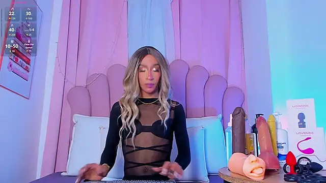 NicoleMadrird online show from April 16, 2026, 12:17 pm