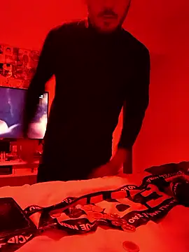 Snapshot of kredazzbigdick chatting on January 15, 2026, 8:08 am kredazzbigdick online show from January 15, 2026, 8:08 am