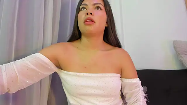 Snapshot of Pretty_Johnson_ chatting on February 19, 2026, 12:23 pm Pretty Johnson online show from February 19, 2026, 12:23 pm