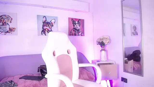 Snapshot of SamyJhomson chatting on November 26, 2025, 3:40 am SamyJhomson online show from November 26, 2025, 3:40 am