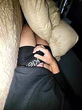 Snapshot of ikeike-kun chatting on October 31, 2025, 11:50 pm ikeike-kun online show from October 31, 2025, 11:50 pm