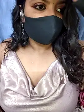 Snapshot of Tamil_hot_whiskey_girl chatting on March 14, 2025, 4:19 pm Tamil hot whiskey girl online show from March 14, 2025, 4:19 pm