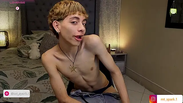 Matty Sparkk online show from November 21, 2025, 1:54 pm