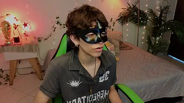 Matty Sparkk online show from June 24, 2026, 1:54 pm