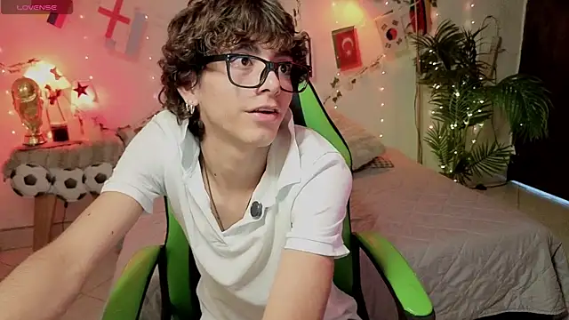 Matty Sparkk online show from July 17, 2026, 1:29 pm
