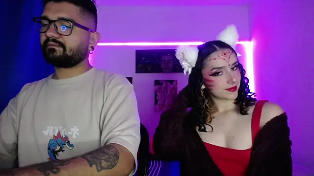 TwinFlamesX online show from November 7, 2025, 6:35 am