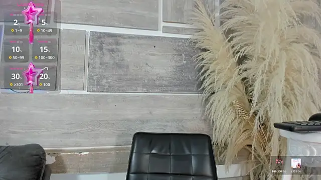 lunastorm  online show from March 6, 2026, 8:38 pm