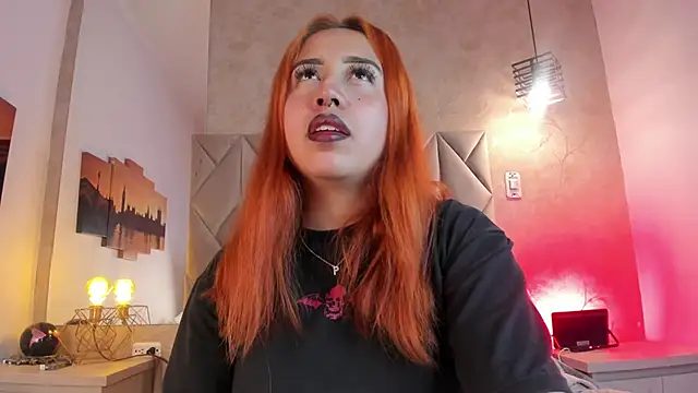 kailinmoonx online show from May 22, 2026, 12:44 pm