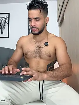 Maximiliano ford online show from January 6, 2026, 10:45 pm