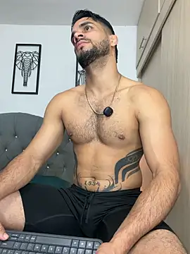 Snapshot of Maximiliano_ford chatting on May 14, 2026, 10:27 pm Maximiliano ford online show from May 14, 2026, 10:27 pm