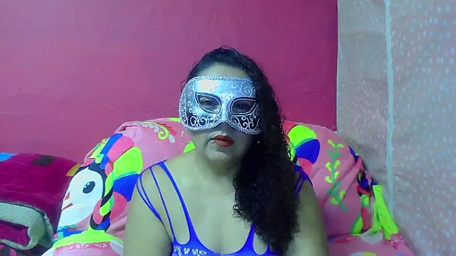 Pequitas sexi online show from October 5, 2025, 5:28 am
