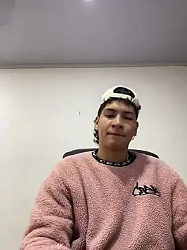 Jhojan twink online show from March 14, 2025, 1:57 pm