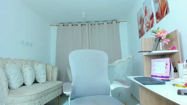 karol f00x online show from November 29, 2025, 2:03 am