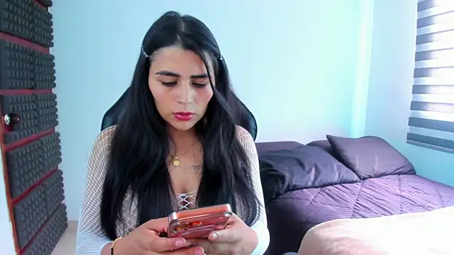 hannarusso online show from March 24, 2026, 8:36 pm