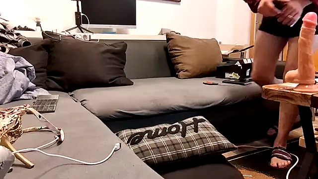 AlessiaTVFussfee online show from April 1, 2026, 4:46 am