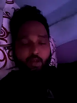 Snapshot of John96999 chatting on September 27, 2025, 9:20 pm John96999 online show from September 27, 2025, 9:20 pm