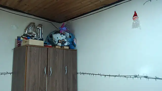 Snapshot of Samanta_SS chatting on November 15, 2025, 3:37 am Samanta SS online show from November 15, 2025, 3:37 am