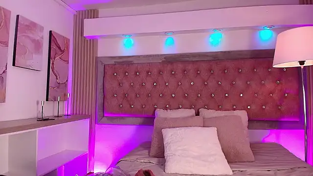 Andy Leex online show from March 21, 2026, 8:45 pm