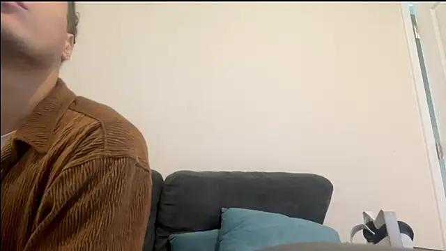 Snapshot of shurthingx chatting on January 6, 2026, 5:27 pm shurthingx online show from January 6, 2026, 5:27 pm