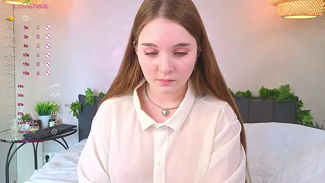 ConstanceHelms online show from September 22, 2025, 5:09 am