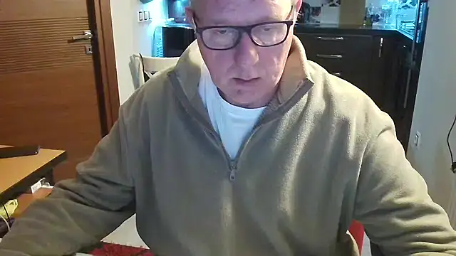 JamesBauer online show from February 3, 2026, 4:43 am