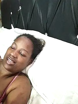 sexylira online show from September 18, 2025, 3:36 pm