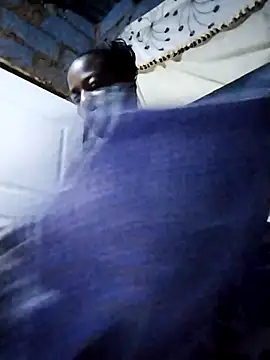 sexylira online show from April 3, 2026, 8:40 pm