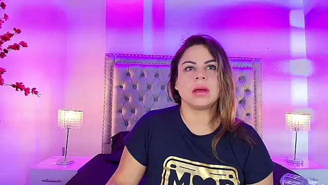 Lia adamsss online show from November 16, 2025, 3:45 am