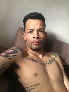 HenriquePhn online show from June 9, 2026, 1:01 pm