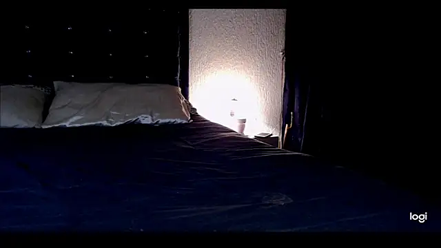 andrea gomes  online show from September 28, 2025, 8:09 am