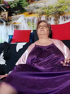 Snapshot of QueenPammy1 chatting on March 23, 2026, 6:50 am QueenPammy1 online show from March 23, 2026, 6:50 am