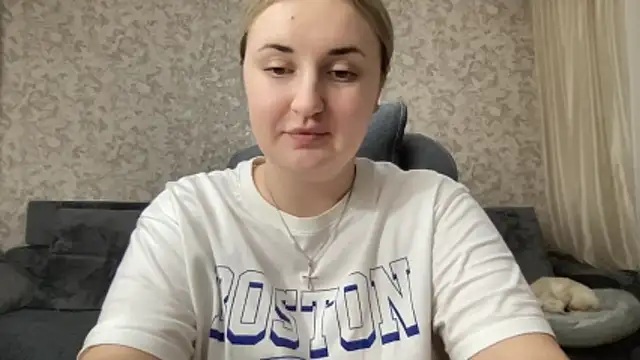 Snapshot of JudeValenti chatting on November 4, 2025, 6:18 pm JudeValenti online show from November 4, 2025, 6:18 pm