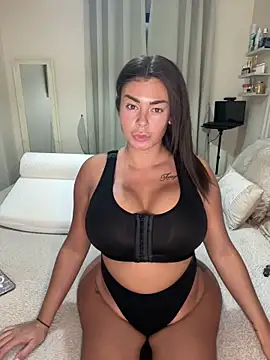 ultimate PAWG online show from April 11, 2026, 7:07 pm