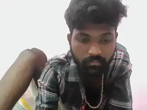 Snapshot of dusky-body chatting on March 19, 2025, 6:23 pm dusky-body online show from March 19, 2025, 6:23 pm