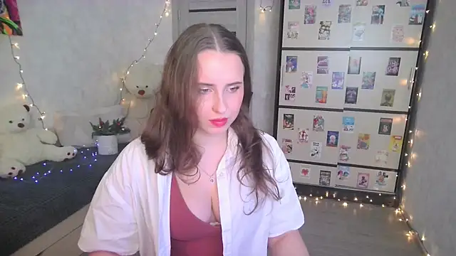 BarbiePieer online show from December 17, 2025, 12:33 pm