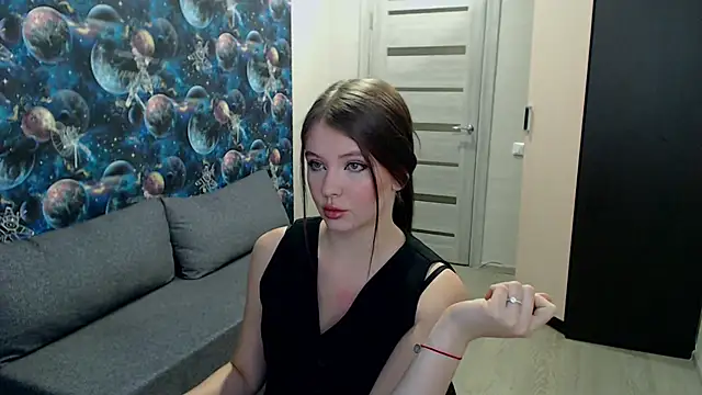 GinnyBlacky online show from September 19, 2025, 4:29 pm