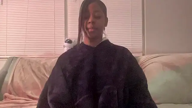 piscesaurora online show from January 12, 2026, 12:38 am