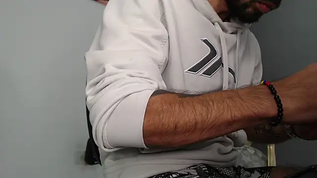 bigdick monster1 online show from November 24, 2025, 12:27 pm