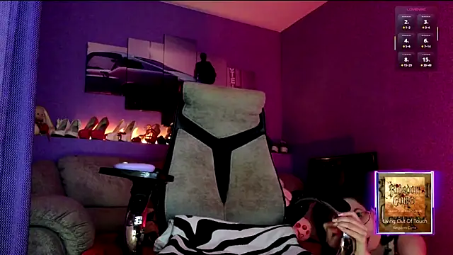 MilanaPure online show from January 12, 2026, 4:23 pm