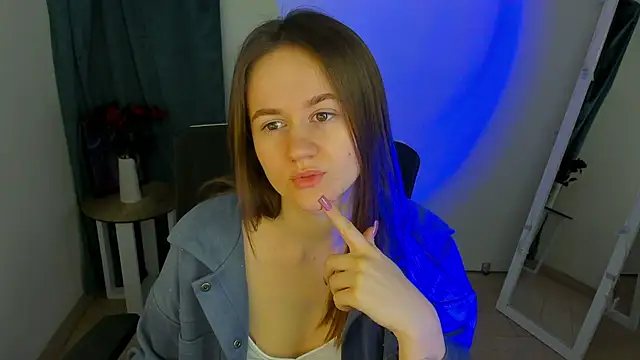 Catherine e online show from January 13, 2026, 7:30 pm