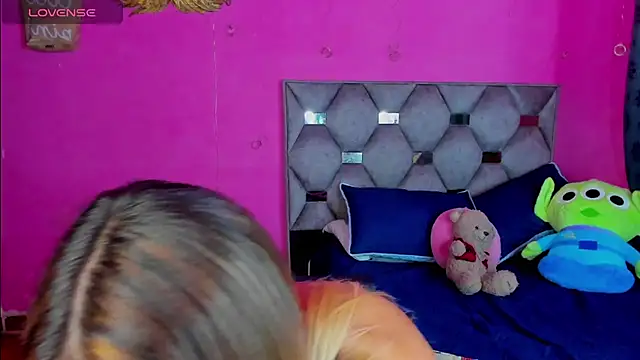 Snapshot of hanna_tss chatting on May 15, 2026, 9:27 am hanna tss online show from May 15, 2026, 9:27 am